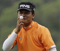 Golfer Lin Wen-tang cements position with Solaire win