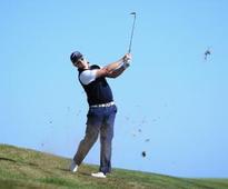 Warren takes two-shot lead in Valenci ...
