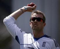 England recall Swann, Bresnan