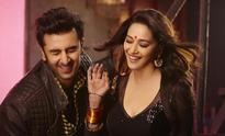 Watch: Madhuri Dixit dance to 'ghagra' with Ranbir Kapoor in 'Yeh Jawaani Hai Deewani'