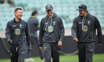 Champions Trophy AUS v SL 'live' cricket score: Johnson strikes; Kusal out; Lanka 8-1