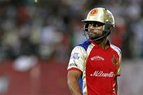 RCB squeeze past Delhi Daredevils