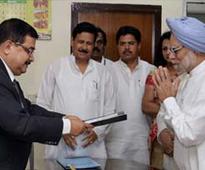 Prime Minister Manmohan Singh files fresh affidavit to end confusion over his age