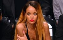 Rihanna suing Topshop for 'unflattering' image on T-shirts