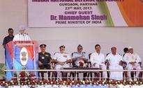Manmohan lays foundation stone for first defence university