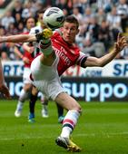 Arsenal edge Spurs for fourth