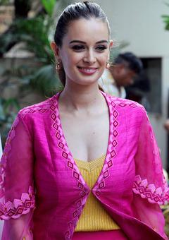 Fashion for a cause: Evelyn Sharma leads the way Fashion for a cause: Evelyn Sharma leads the way