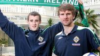 Stars return for Deery testimonial