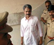 Mopidevi complains of chest pain