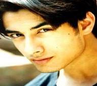 Ali Zafar to vote in Pakistan elections before flying to Cannes