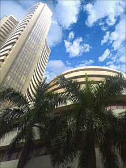 Retail investors' return remains elusive for market