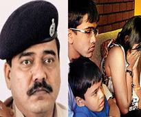 Drunk DCP shoots self infront of family