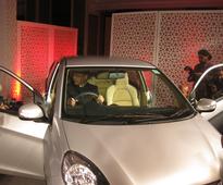 Honda Amaze sedan kitna deti hai favours sales volumes