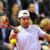 Italys Lorenzi advances at Houston tennis