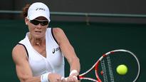 Stosur advances at Eastbourne