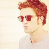 Fifty Shades of Grey Movie Casting: Alexander Skarsgard, Robert Pattinson Contend with Ian Somerhalder for Christian Grey Role [PHOTOS]