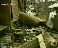 Arrest warrants for Mumbai blasts convicts Zaibunissa Kazi and Sharif Parkar