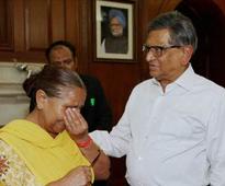 Sarabjit's family prays at Golden Temple, set to visit Lahore