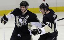 Penguins top Senators, 4-1, to take series opener