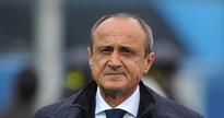 Rossi sticks with Sampdoria