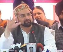Govt using Indo-Pak bus service for political show off: Mirwaiz Umar Farooq
