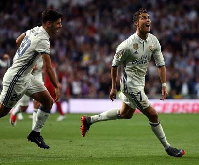 PHOTOS: Real Madrid thrash Sevilla to home in on title PHOTOS: Real Madrid thrash Sevilla to home in on title