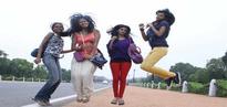 In pics: Delhiites flock to India Gate to enjoy pleasant weather