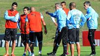 Uruguay coach Oscar Tabarez has named a strong squad for this month's FIFA Confederations Cup including star forwards Edinson Cavani and Luis Suarez.