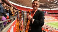 Parkinson signs new Bradford deal