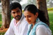 Madan Karky's song about romance over the internet