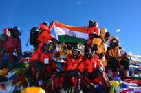 NCC cadets, Indian soldiers scale Mount Everest
