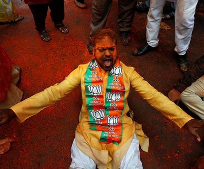 MCD polls: First wins from BJP; AAP, Cong trail MCD polls: First wins from BJP; AAP, Cong trail
