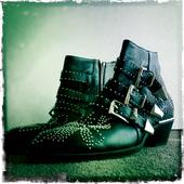 Sara Bran: Musician KT Tunstall: Desert Boots