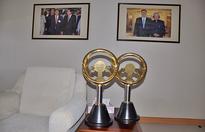 Hyundai Verna and i10 receive CarDekho Award 2012
