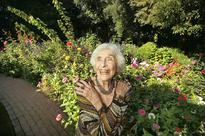 Hedda Bolgar, renowned psychoanalyst, dies at 103