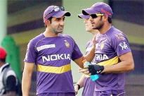 Knight Riders lose Bisla after slow start