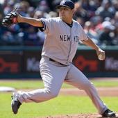 Yanks split twinbill with no-name lineup