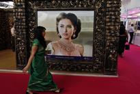 Cases booked against jewellers at Hyderabad expo