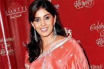 Sonali steps into Rasikas shoes in White Lily Aani Night Rider