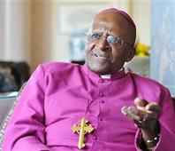 Anti-apartheid campaigner Desmond Tutu in hospital with persistent infection