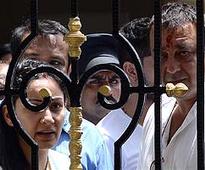 Sanjay Dutt aka Munnabhai goes to jail