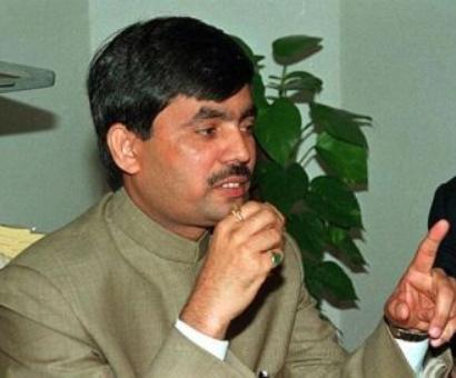BJP objects to CBI chief's clean chit to Bansal