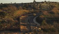 Israel fires back at Syrian frontier
