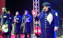 Singer Arif Lohar regales Pakistanis in...