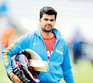 IPL 6: Delhi show no mercy to RP Singh