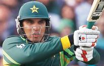 Champions Trophy: Third blow to Pak, Kamran Akmal caught by Kohli
