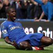 Chelsea's Ramires and Luiz wont join Benitez at Napoli, but what about Barca?
