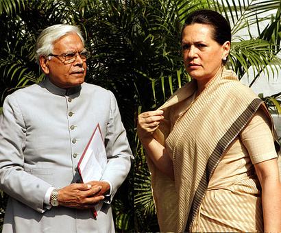 Dilli Gupshup: Sonia takes on the 'China problem'