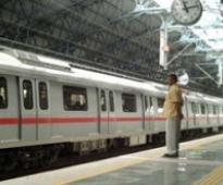 Voltage fluctuations slow down Metro blue line