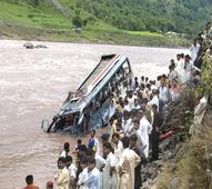 Seven killed, forty injured as bus plunges into river in UP